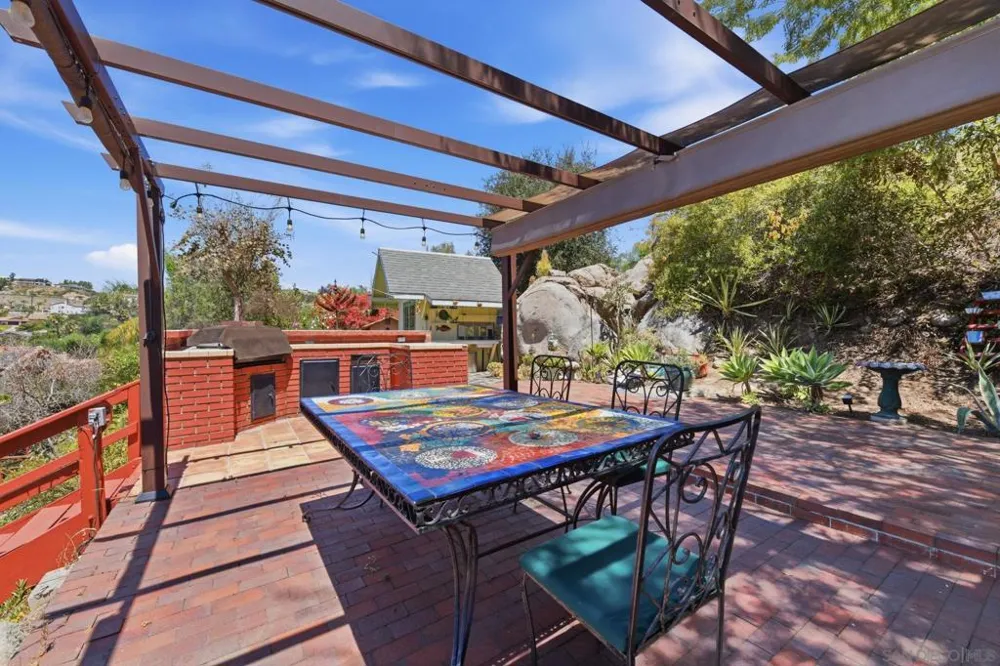 1653 Vista Vereda El Cajon, CA 92019