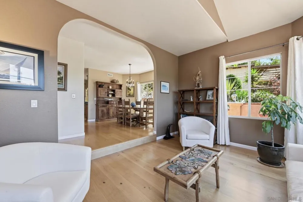 1653 Vista Vereda El Cajon, CA 92019