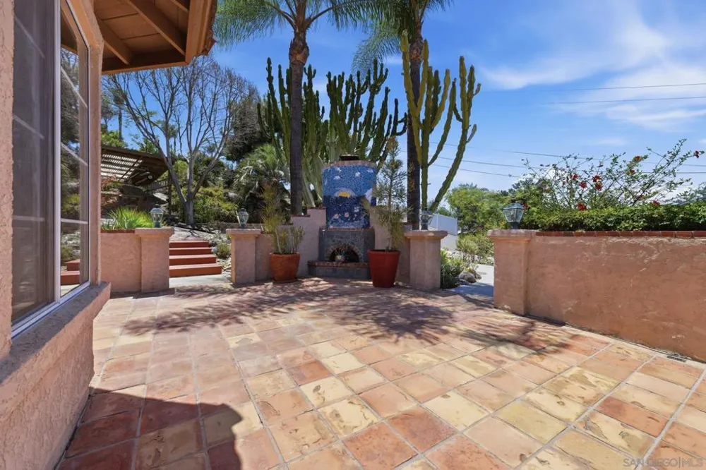 1653 Vista Vereda El Cajon, CA 92019