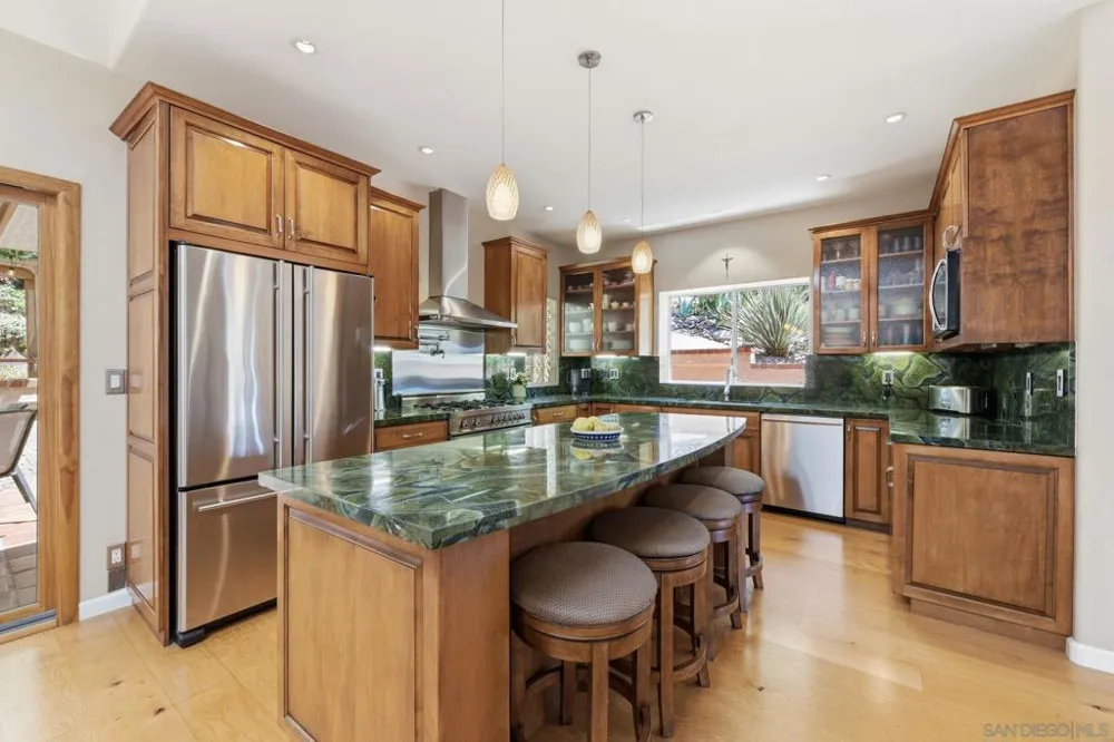 1653 Vista Vereda El Cajon, CA 92019