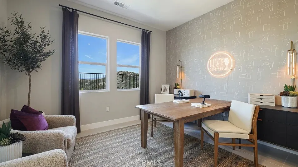 29786 Camino La Cumbre Valencia, CA 91354