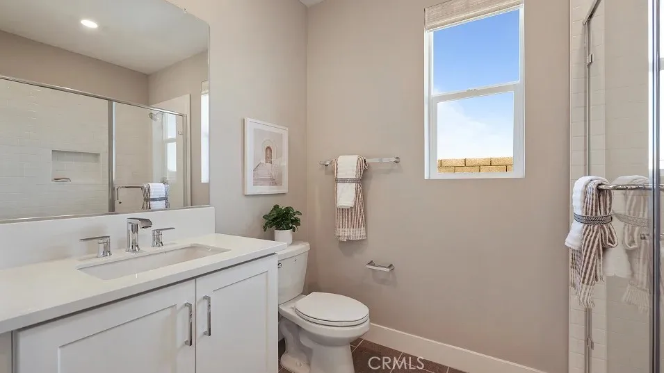 29786 Camino La Cumbre Valencia, CA 91354