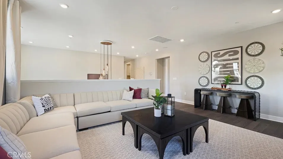 29786 Camino La Cumbre Valencia, CA 91354