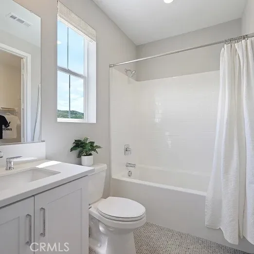 29786 Camino La Cumbre Valencia, CA 91354