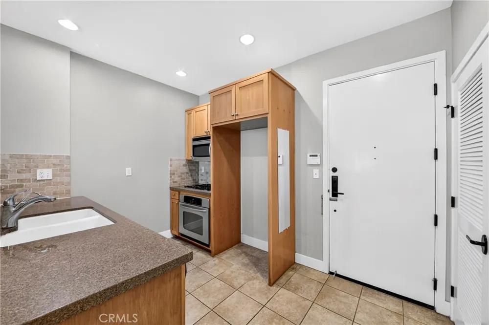 2367 Jefferson St #110 Torrance, CA 90501
