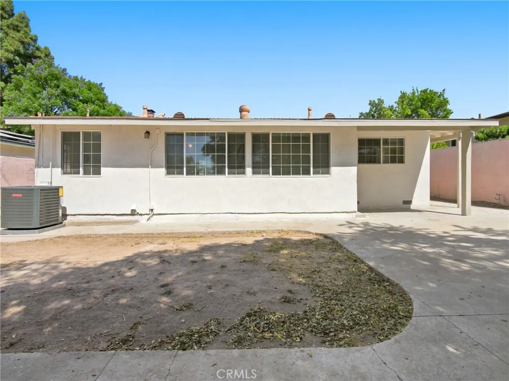 11137 Parr Avenue Sunland, CA 91040