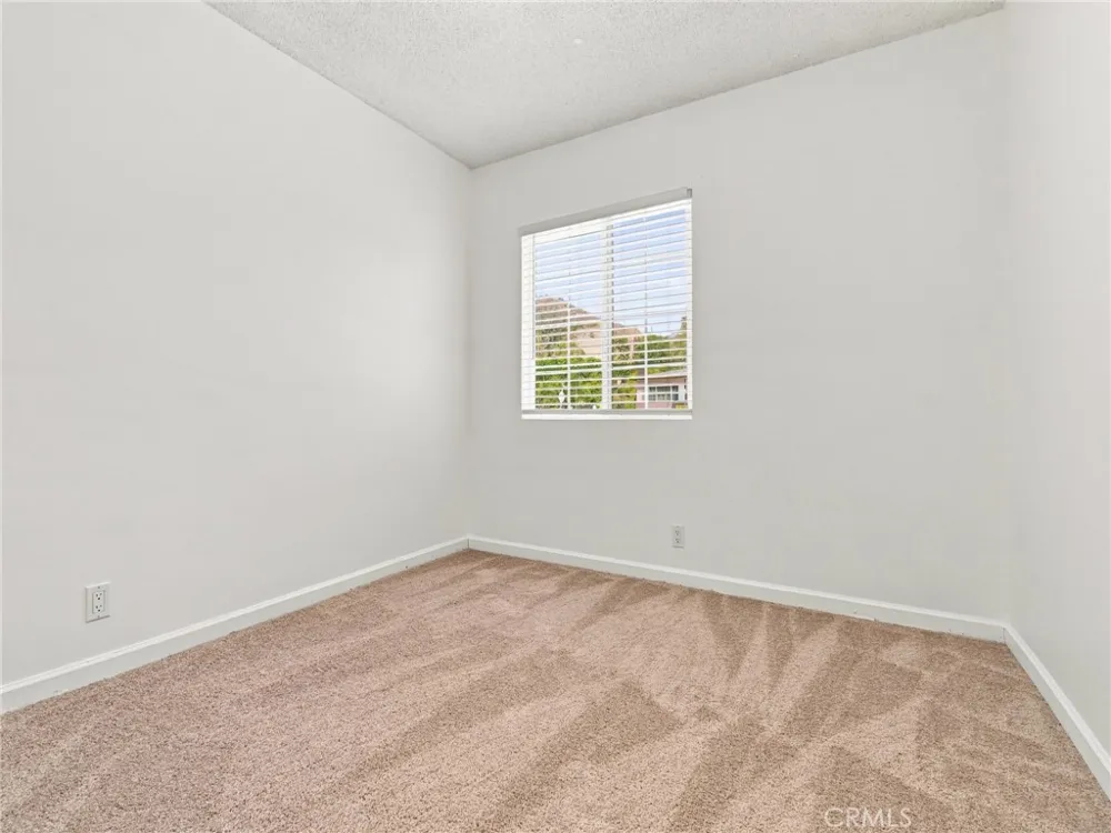 11137 Parr Avenue Sunland, CA 91040