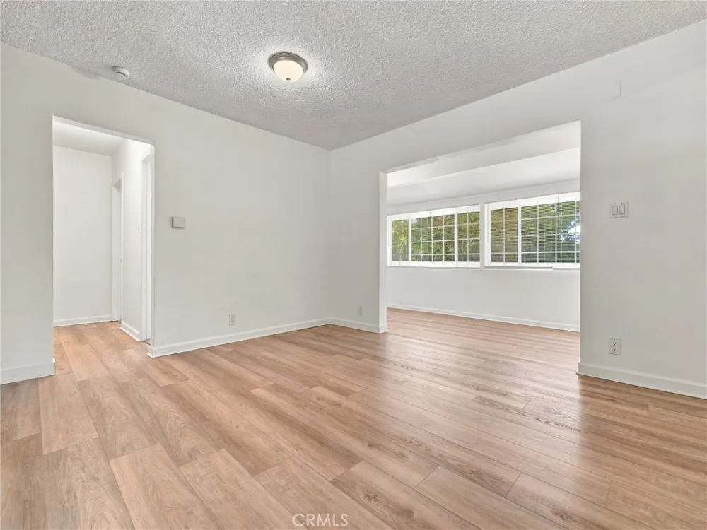 11137 Parr Avenue Sunland, CA 91040