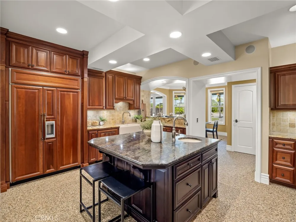17113 Mark Madera, CA 93636