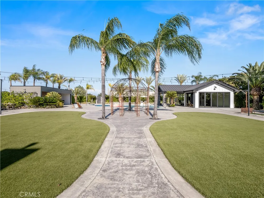 17113 Mark Madera, CA 93636
