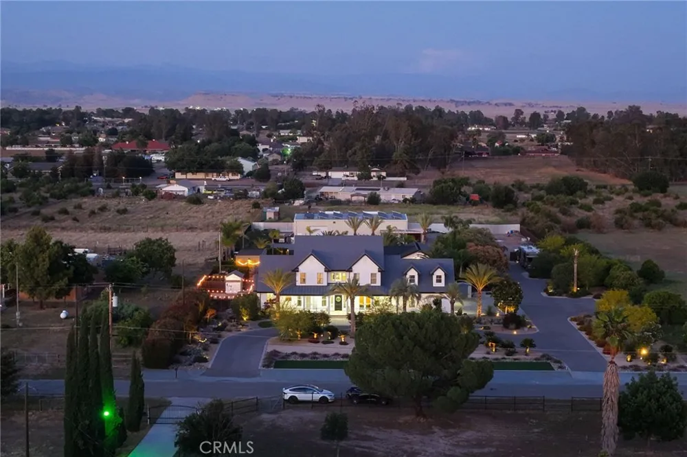 17113 Mark Madera, CA 93636