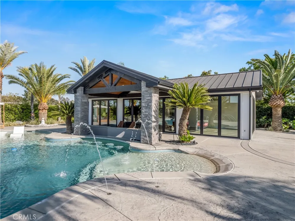 17113 Mark Madera, CA 93636