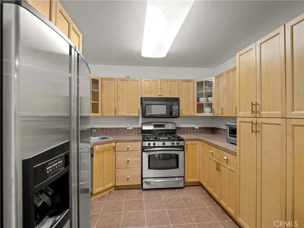 17113 Mark Madera, CA 93636