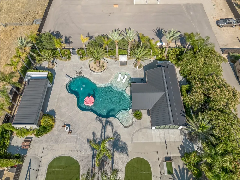 17113 Mark Madera, CA 93636