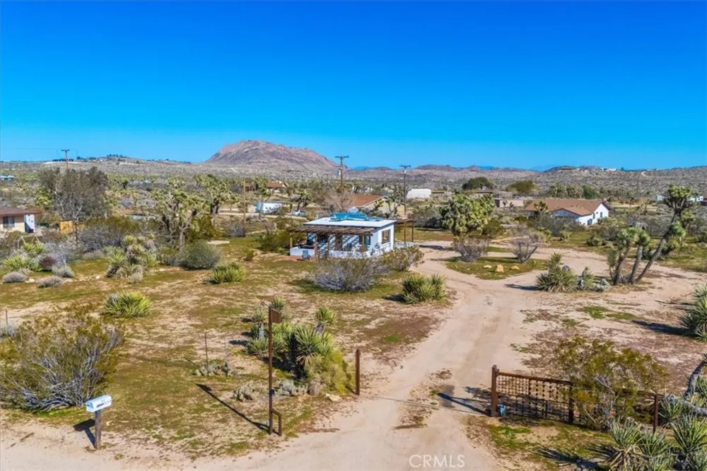5437 Paradise View Road Yucca Valley, CA 92284