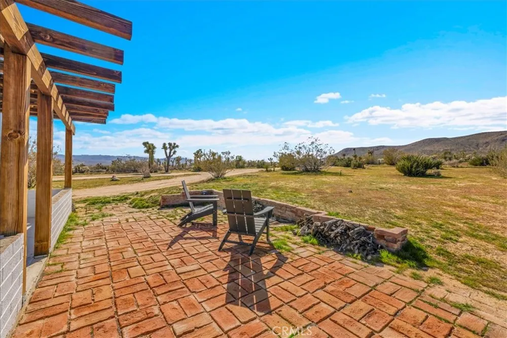 5437 Paradise View Road Yucca Valley, CA 92284