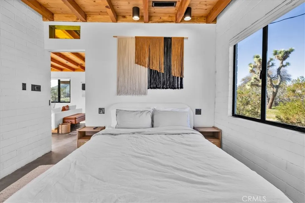 5437 Paradise View Road Yucca Valley, CA 92284