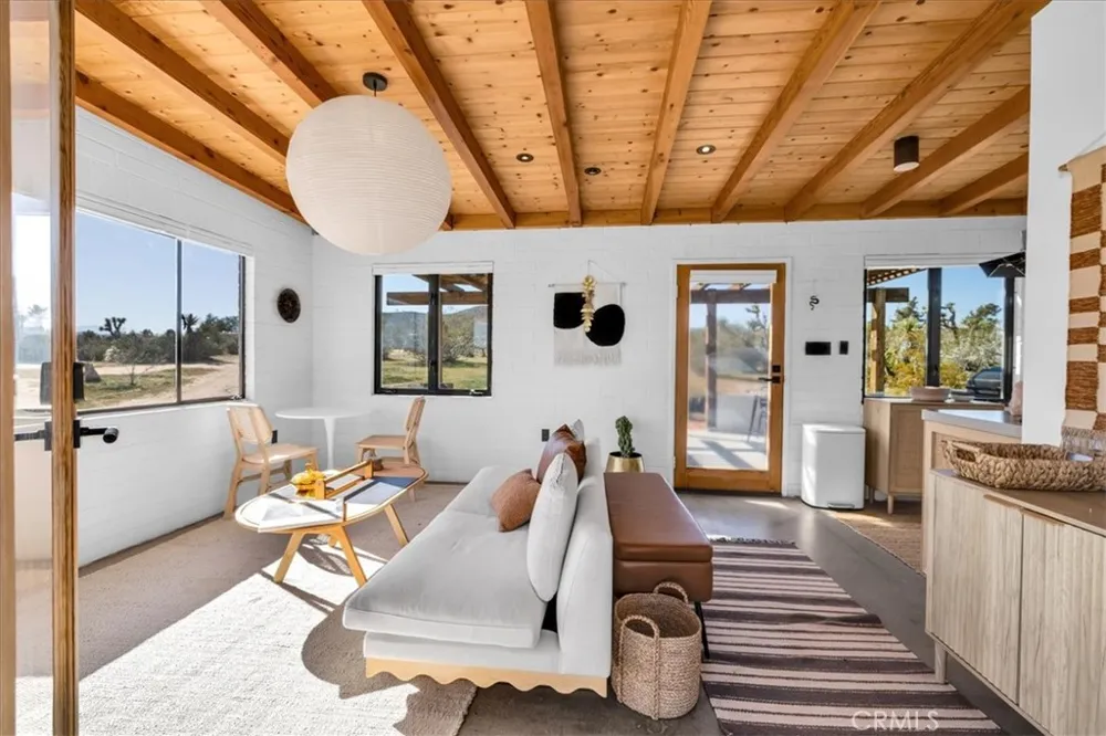 5437 Paradise View Road Yucca Valley, CA 92284