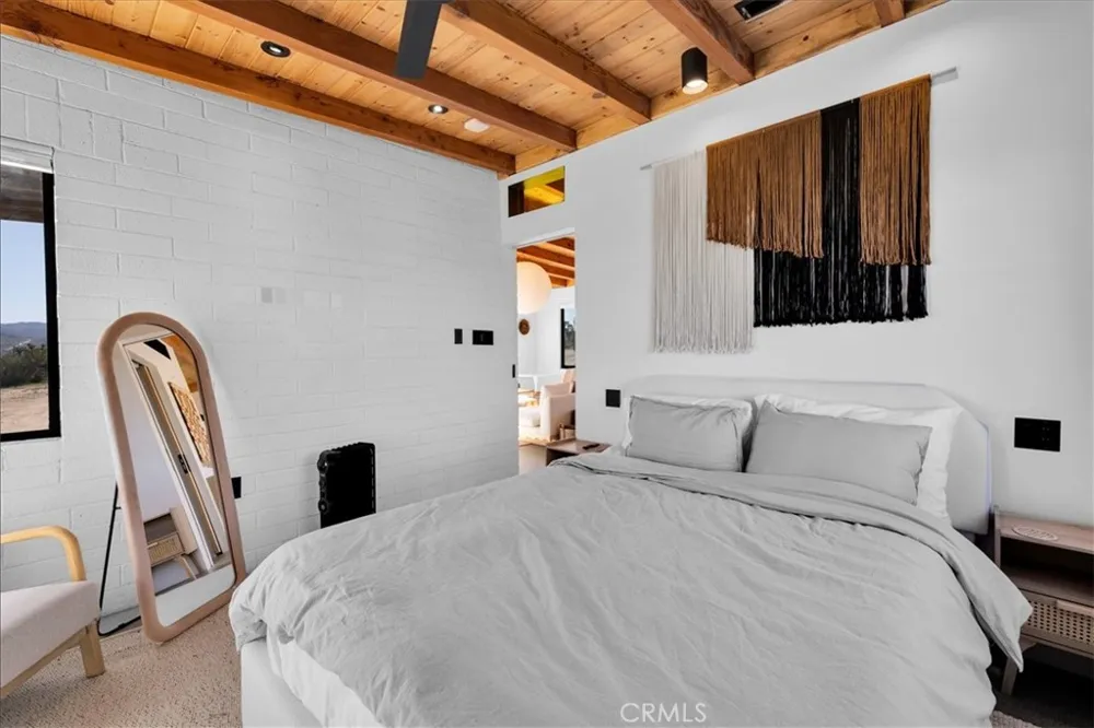 5437 Paradise View Road Yucca Valley, CA 92284