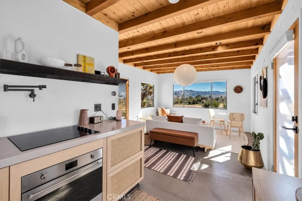 5437 Paradise View Road Yucca Valley, CA 92284