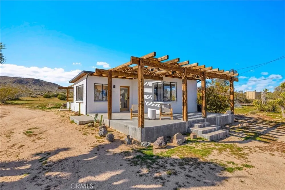 5437 Paradise View Road Yucca Valley, CA 92284