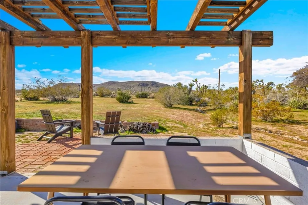 5437 Paradise View Road Yucca Valley, CA 92284
