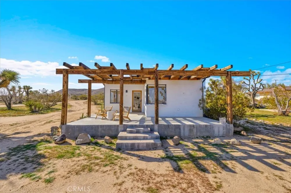 5437 Paradise View Road Yucca Valley, CA 92284