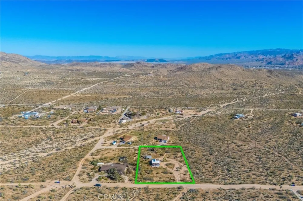 5437 Paradise View Road Yucca Valley, CA 92284