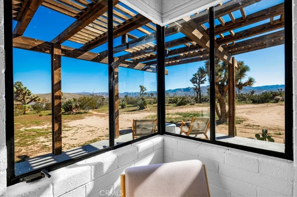 5437 Paradise View Road Yucca Valley, CA 92284