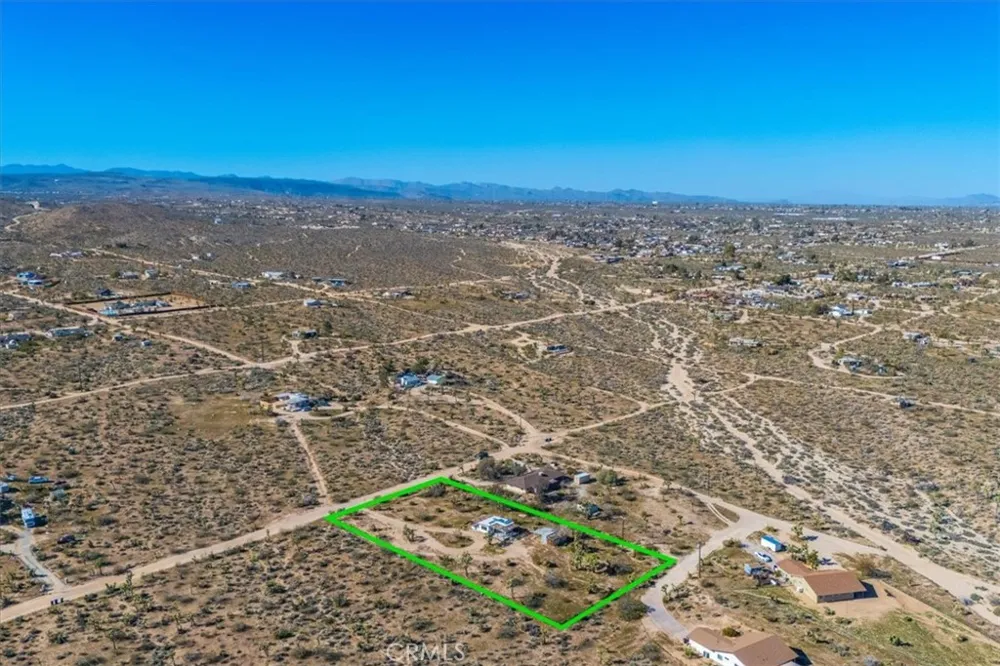 5437 Paradise View Road Yucca Valley, CA 92284