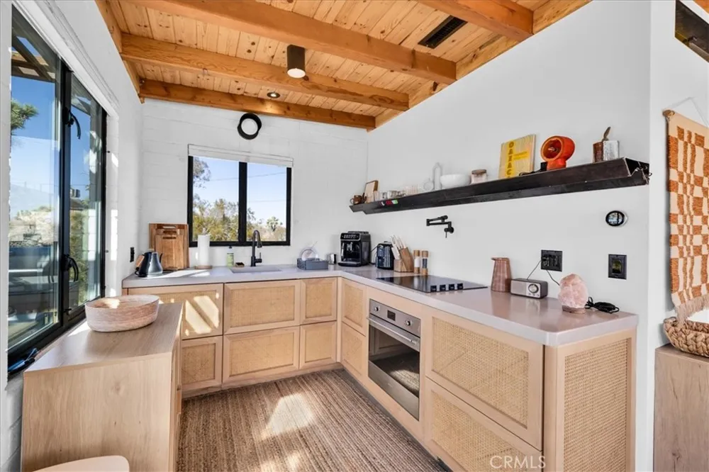 5437 Paradise View Road Yucca Valley, CA 92284