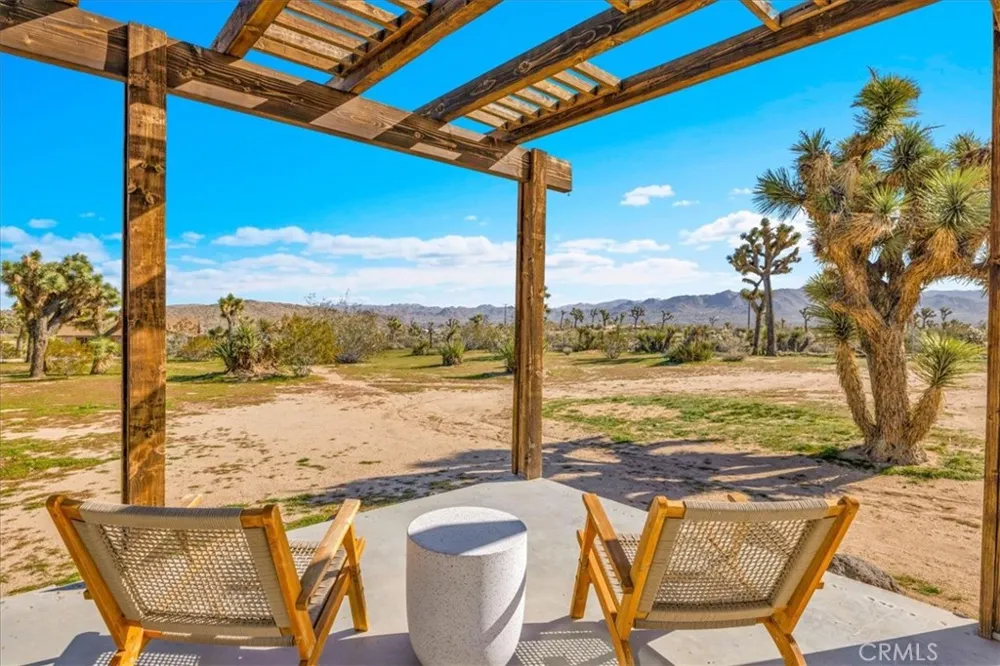 5437 Paradise View Road Yucca Valley, CA 92284