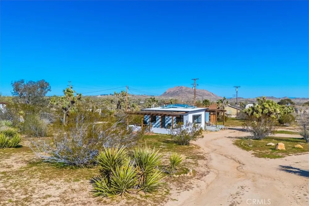 5437 Paradise View Road Yucca Valley, CA 92284