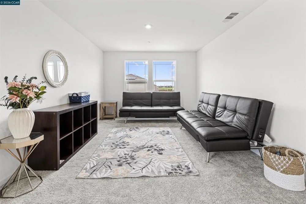 953 Arneis Ave Manteca, CA 95337