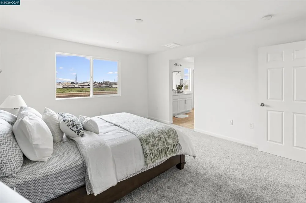 953 Arneis Ave Manteca, CA 95337
