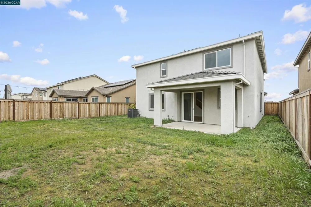 953 Arneis Ave Manteca, CA 95337