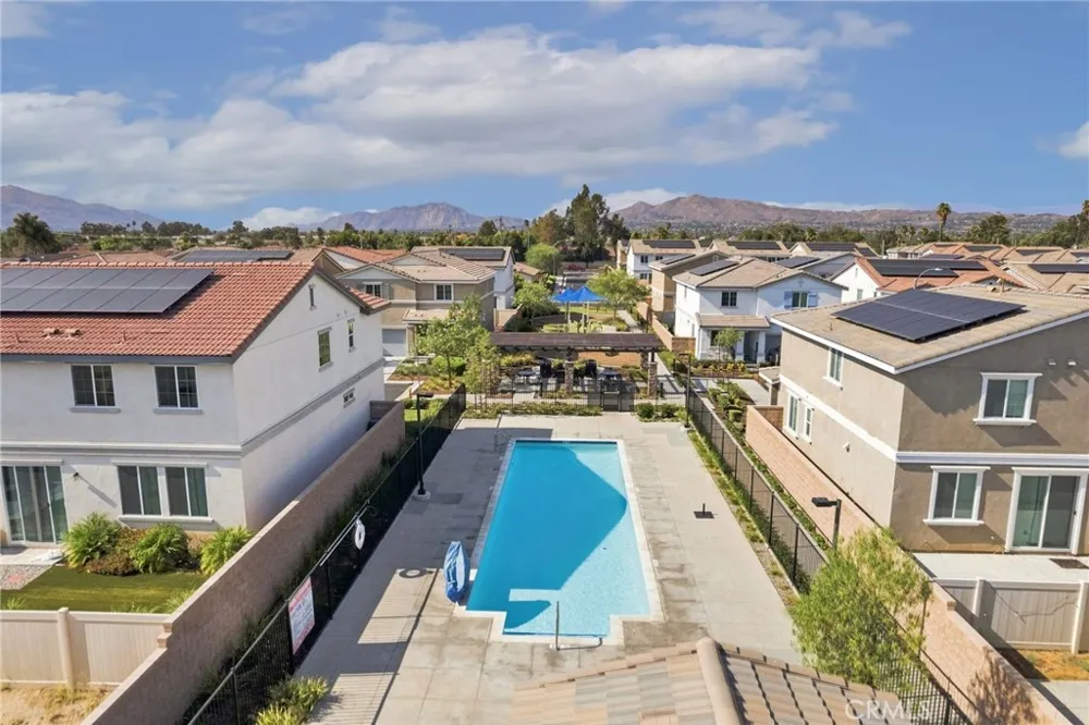 24914 Gossamer Court Moreno Valley, CA 92553