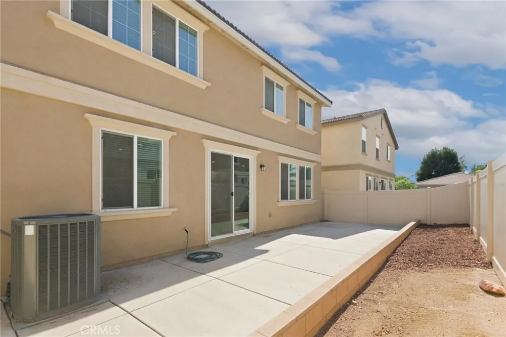 24914 Gossamer Court Moreno Valley, CA 92553