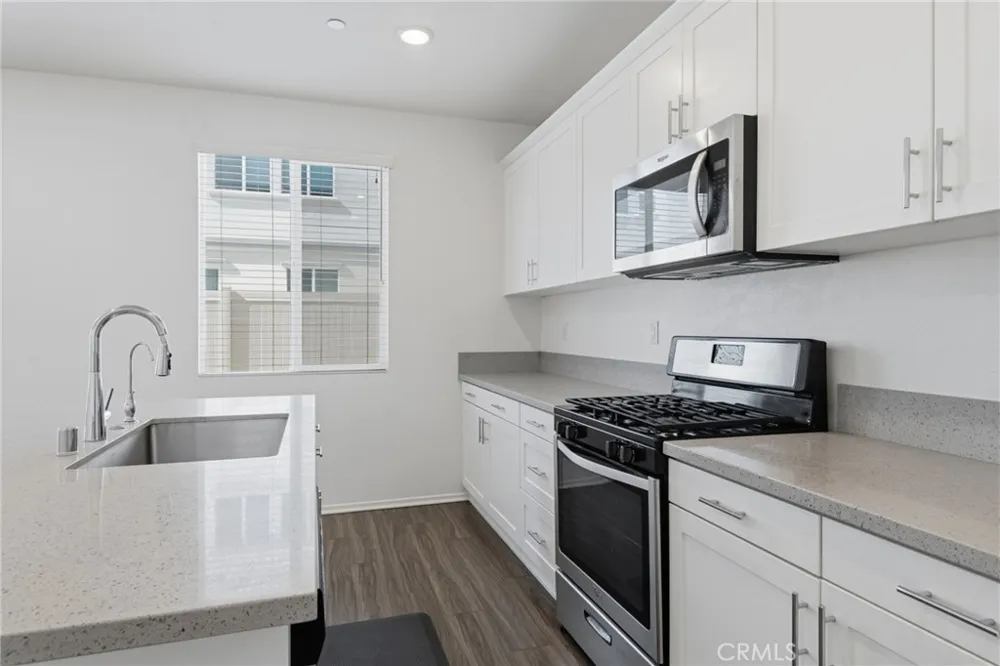 24914 Gossamer Court Moreno Valley, CA 92553