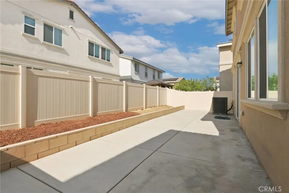 24914 Gossamer Court Moreno Valley, CA 92553