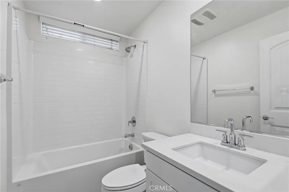 24914 Gossamer Court Moreno Valley, CA 92553