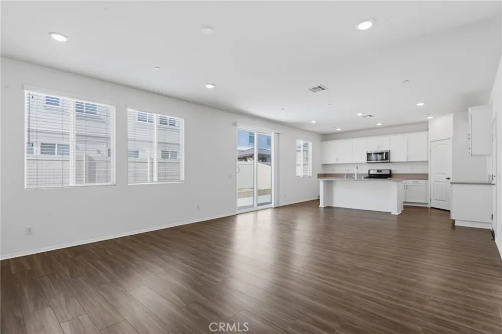 24914 Gossamer Court Moreno Valley, CA 92553