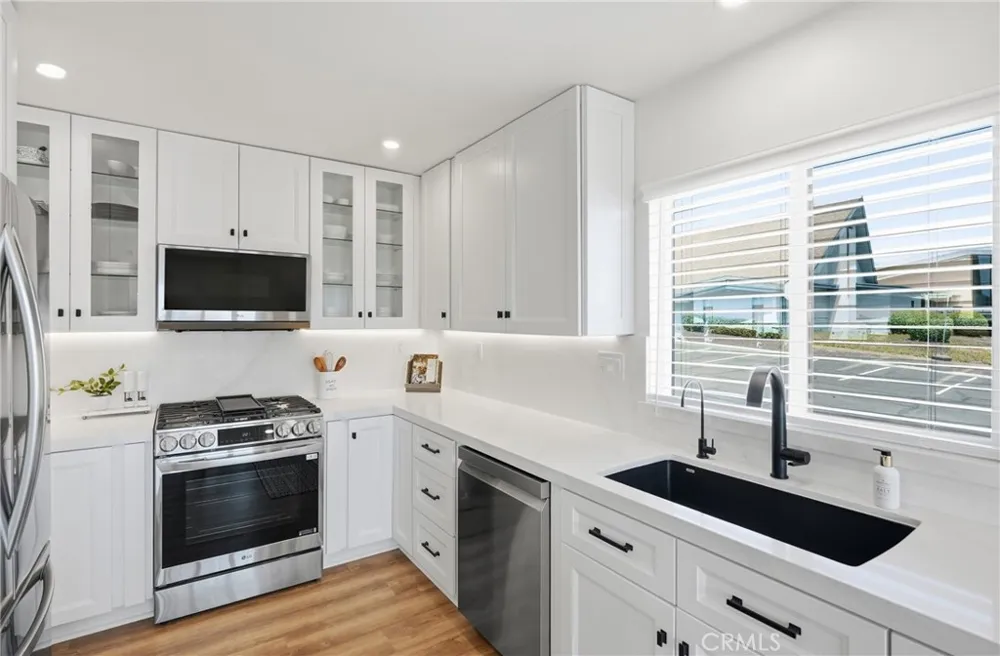1899 Newport Avenue Grover Beach, CA 93433