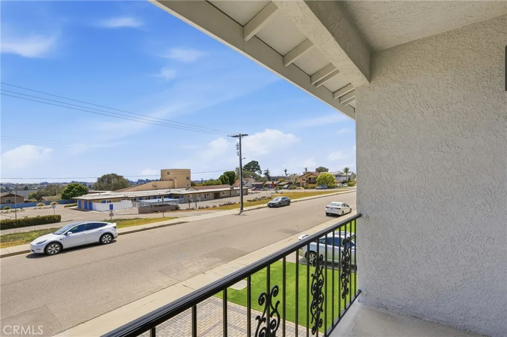 1899 Newport Avenue Grover Beach, CA 93433