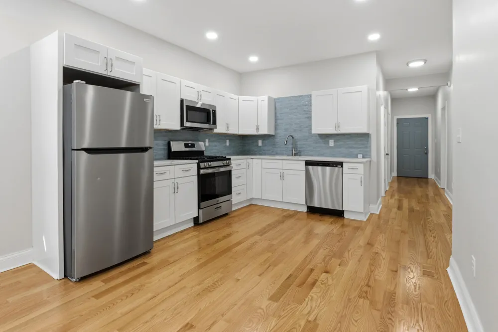 1560 Mckinley Street Gary, IN 46404