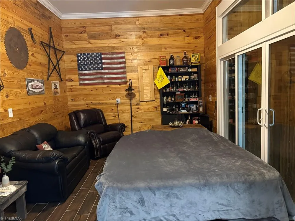 910 Hanks Street Traphill, NC 28685