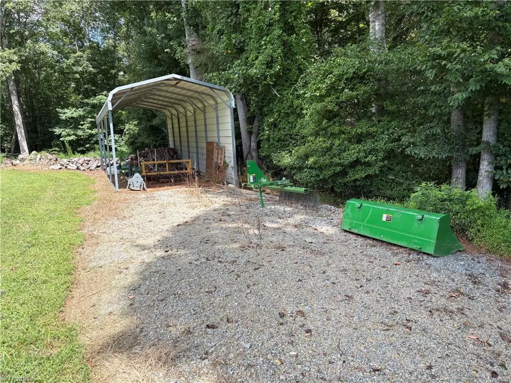 910 Hanks Street Traphill, NC 28685