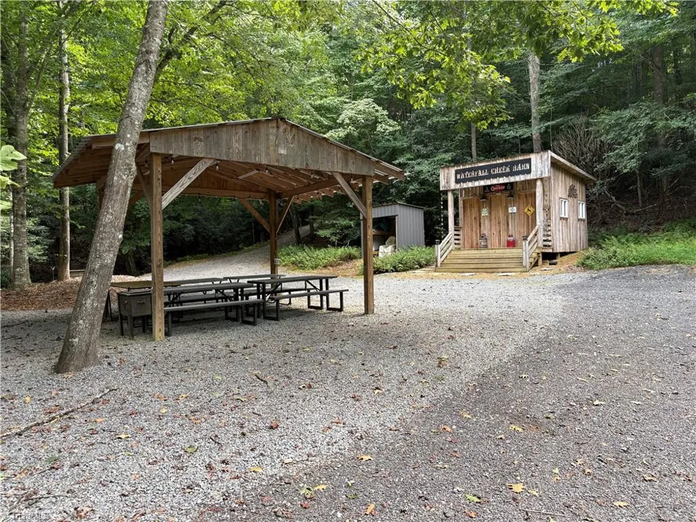 910 Hanks Street Traphill, NC 28685