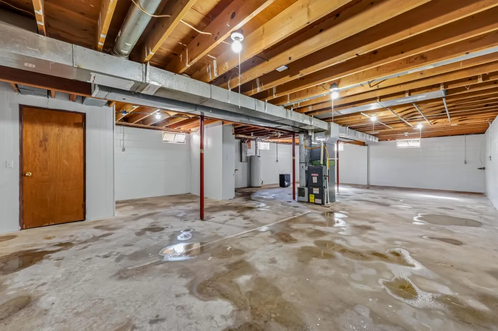 2465 E Arthur Road Otto Township, MI 49452