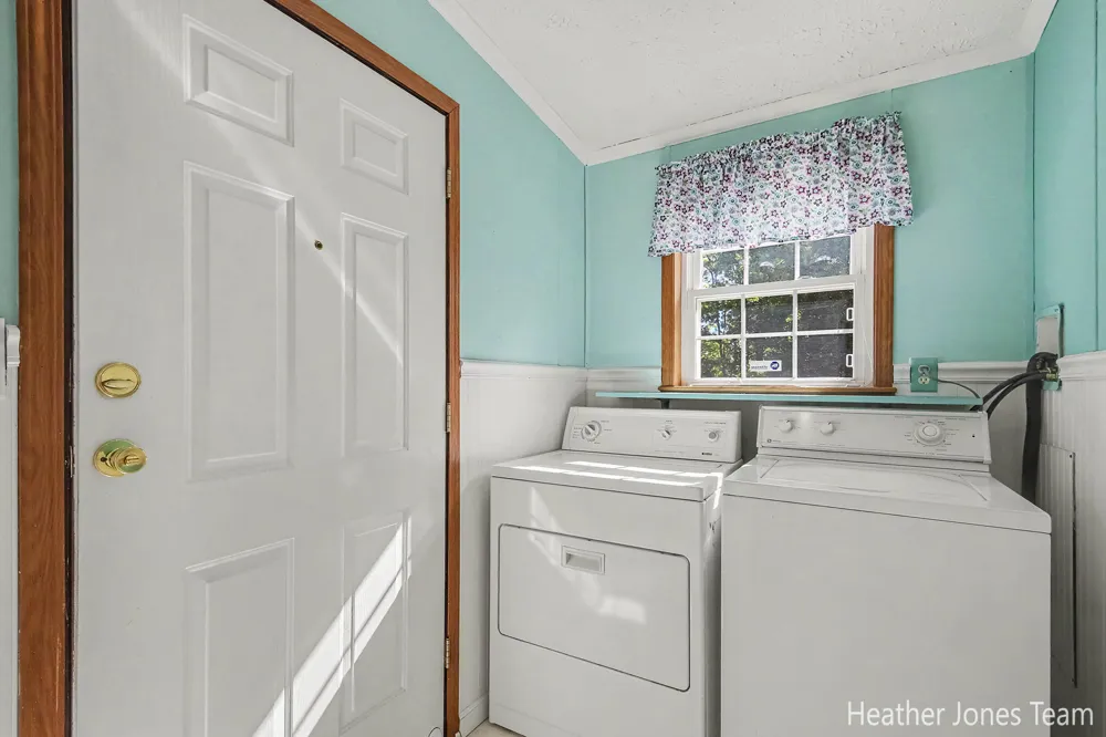 3349 Pine Grove Road Ferris Township, MI 48829